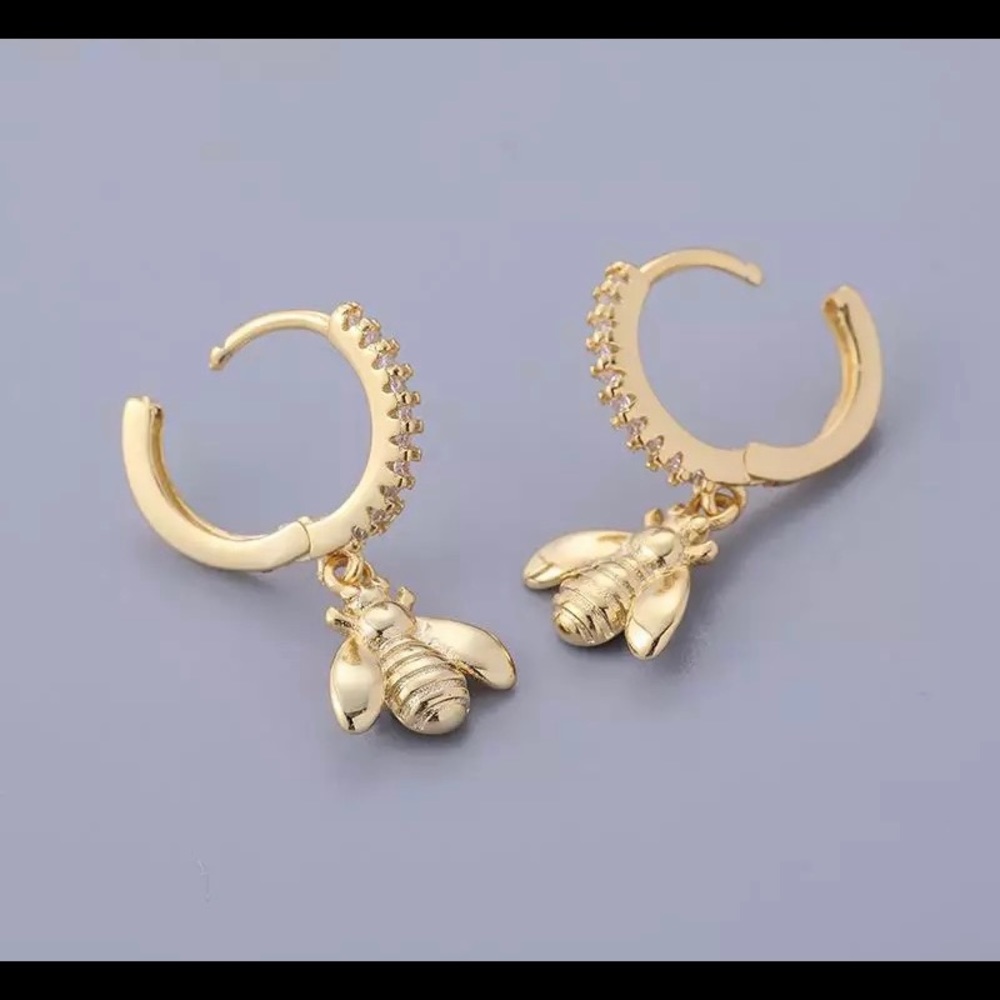 today deal Bee Earrings - Gift- Jewelry Gold Minimalist Earrings - Fashion - Picture 7 of 9